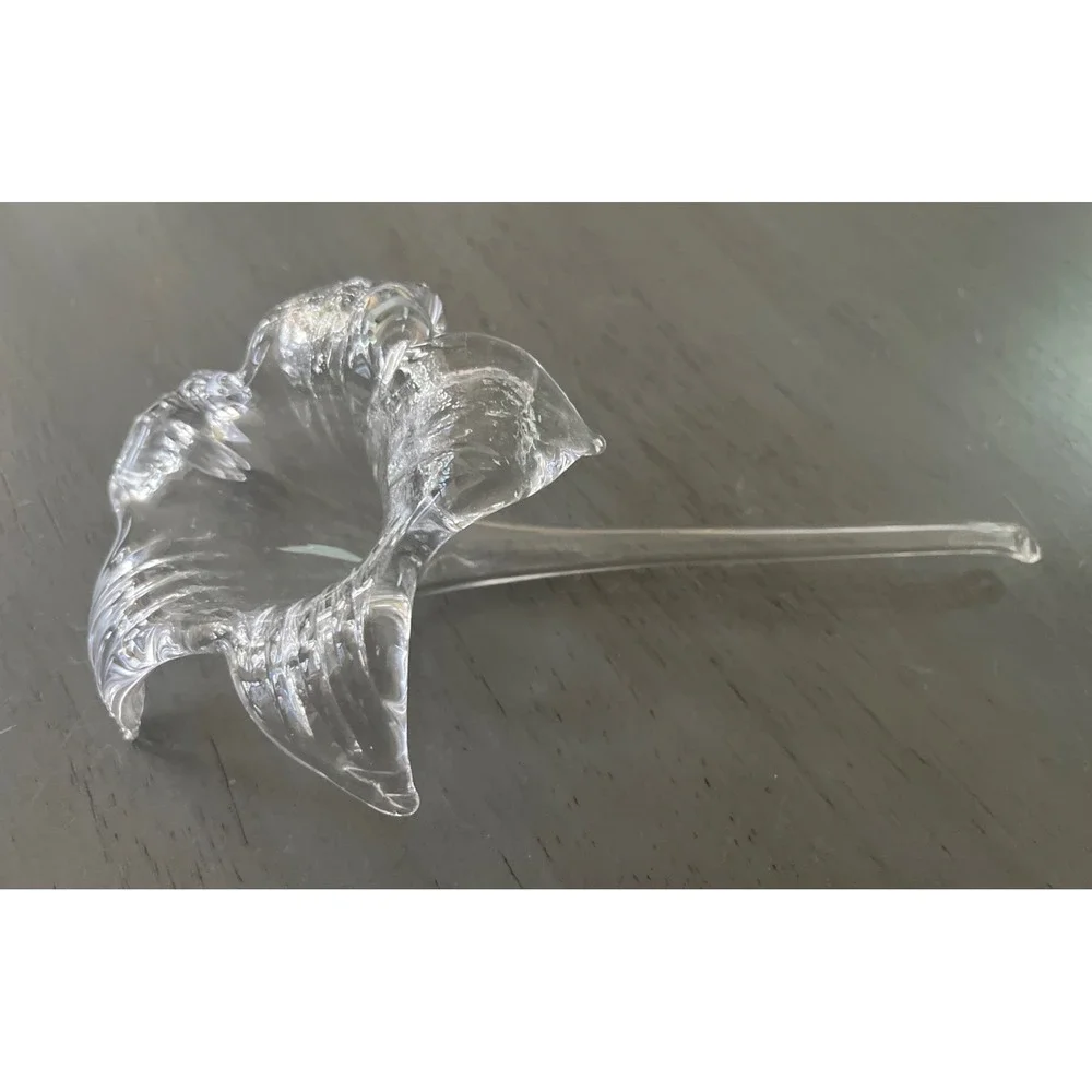 Flower Stem Bud Vase‎ Glass or Lily Paperweight, Elegant Vintage Centerpiece